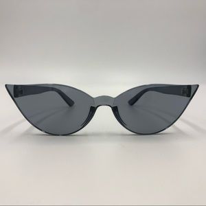 Dark Cateye Sunglasses